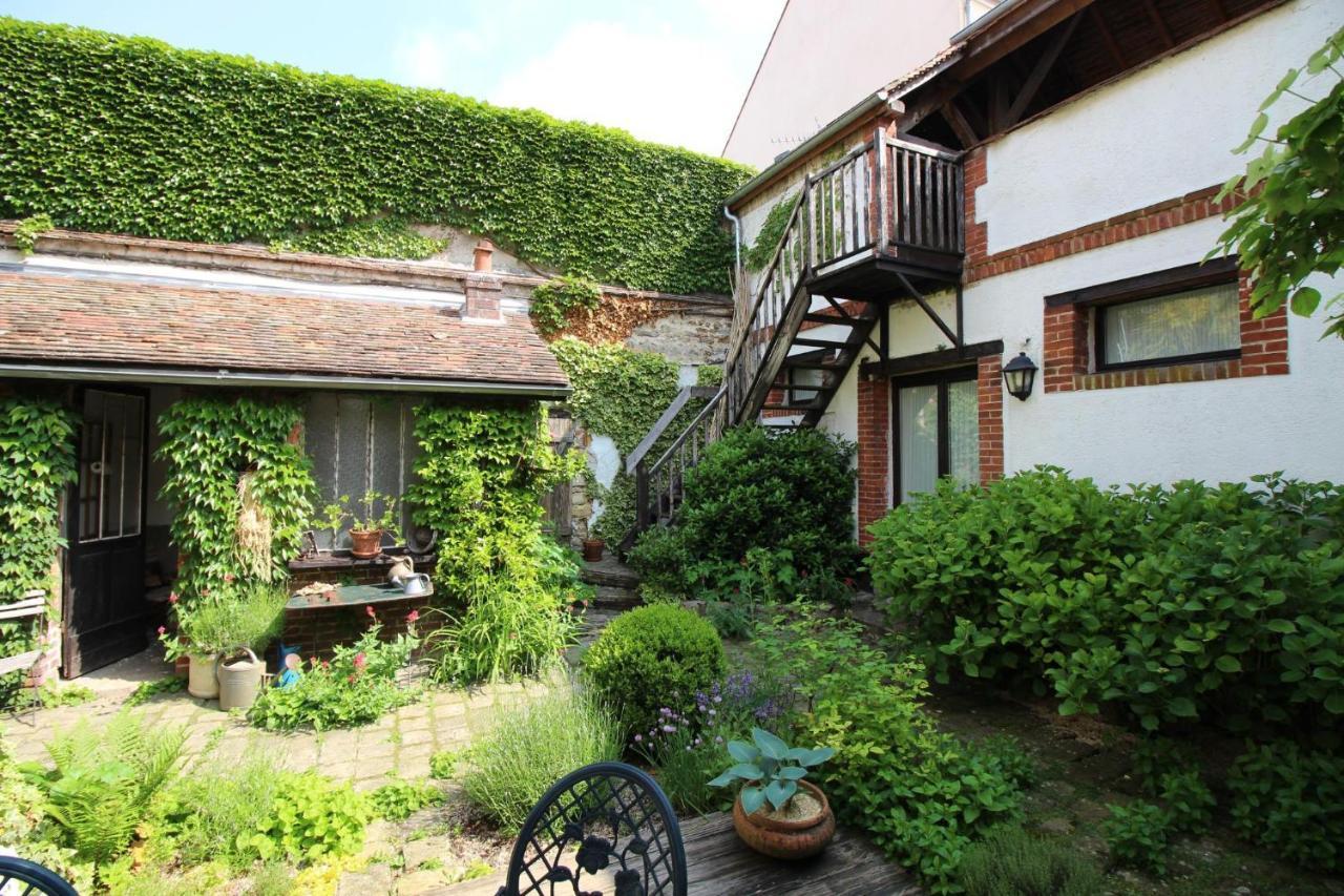 Bed and Breakfast Jardin De Mathilde Nangis Exteriér fotografie